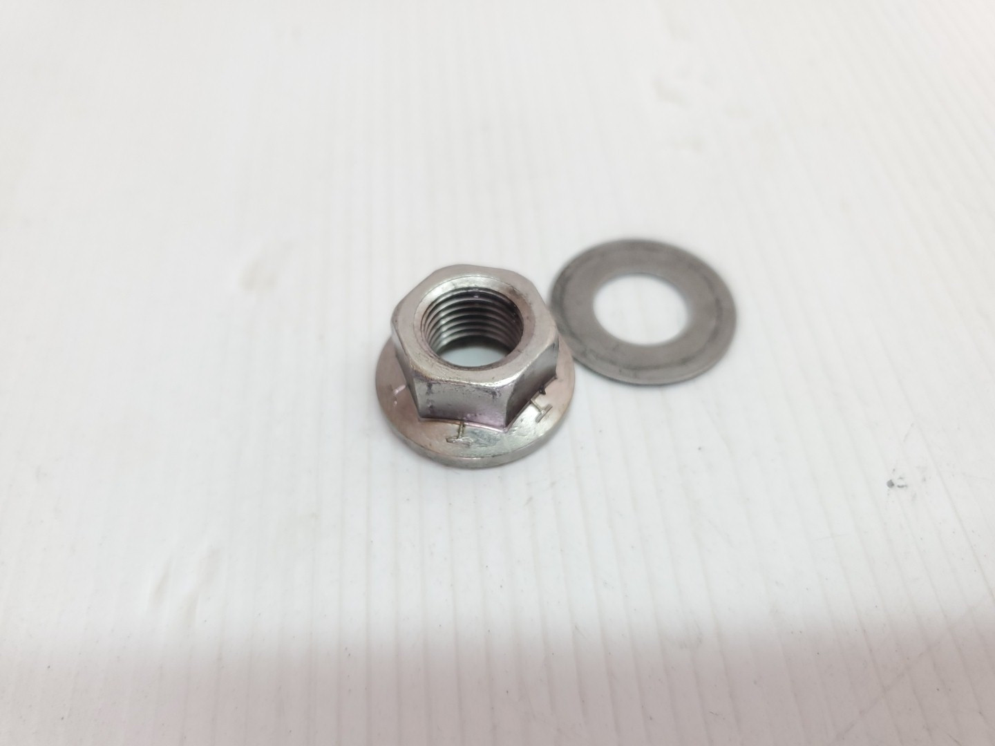Yamaha WR450F 2005 Flywheel Nut WR YZ 450 F 03-24  + Other Models #P75