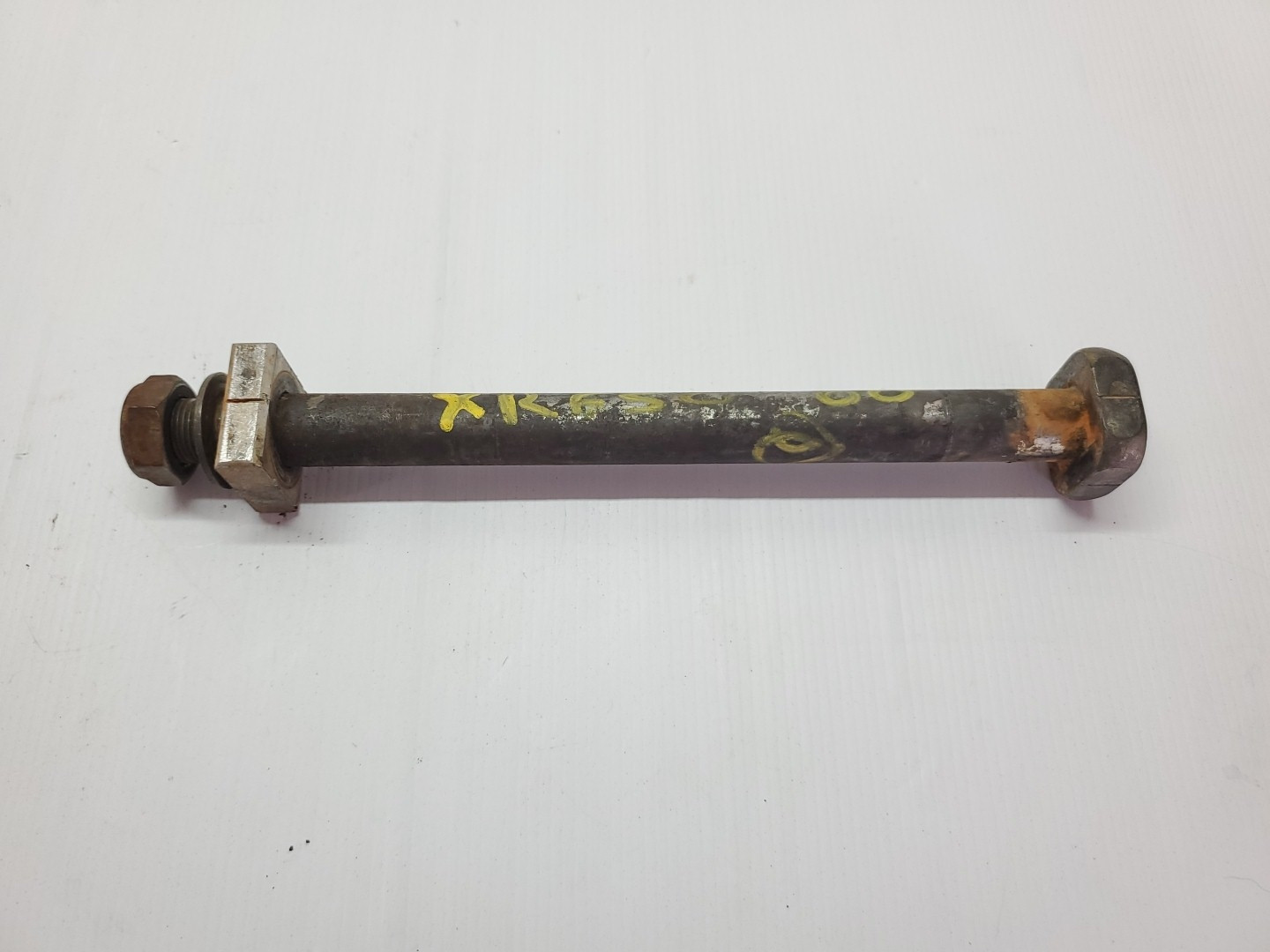 Rear Axle Spindle Shaft to suit Honda XR650 XR 650 2000 #XR650-1