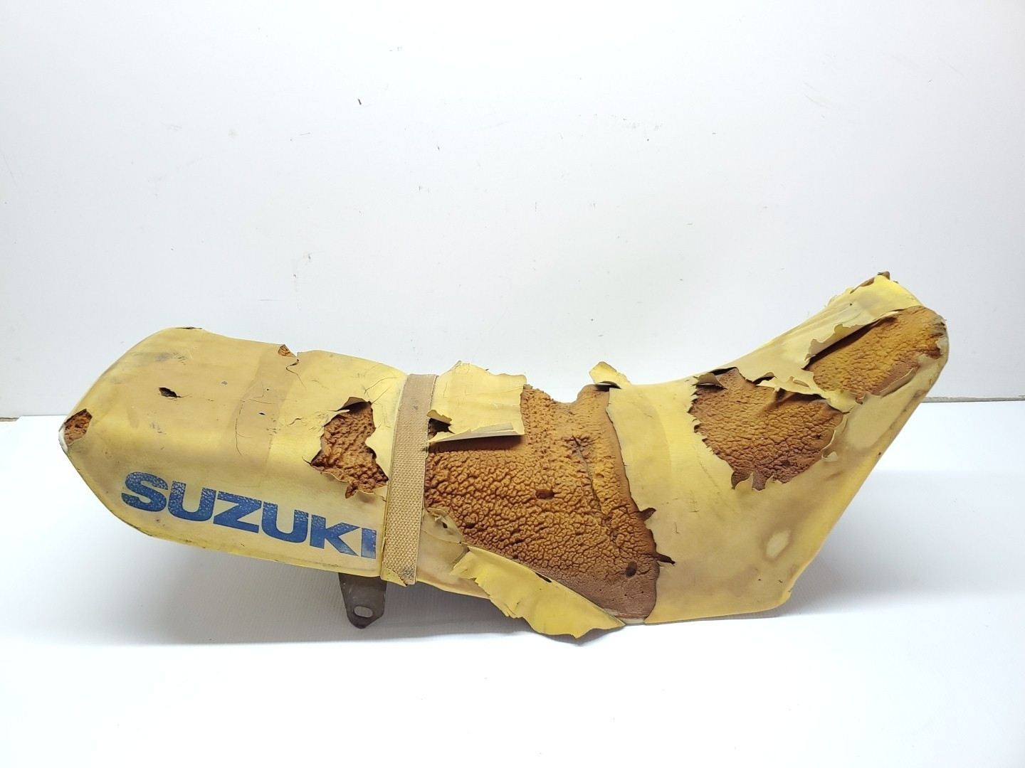 Suzuki DR250 1990 Seat Base 5 DR 250 90-91 / 350 90-96  #ES