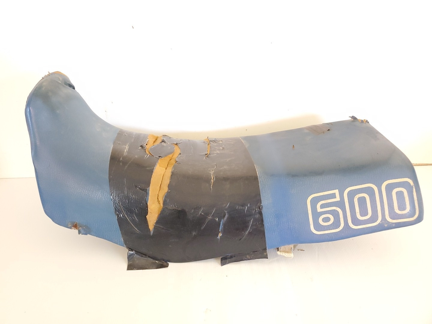 Suzuki DR600S  Seat 7 DR 600 S Year Unknown  #ES