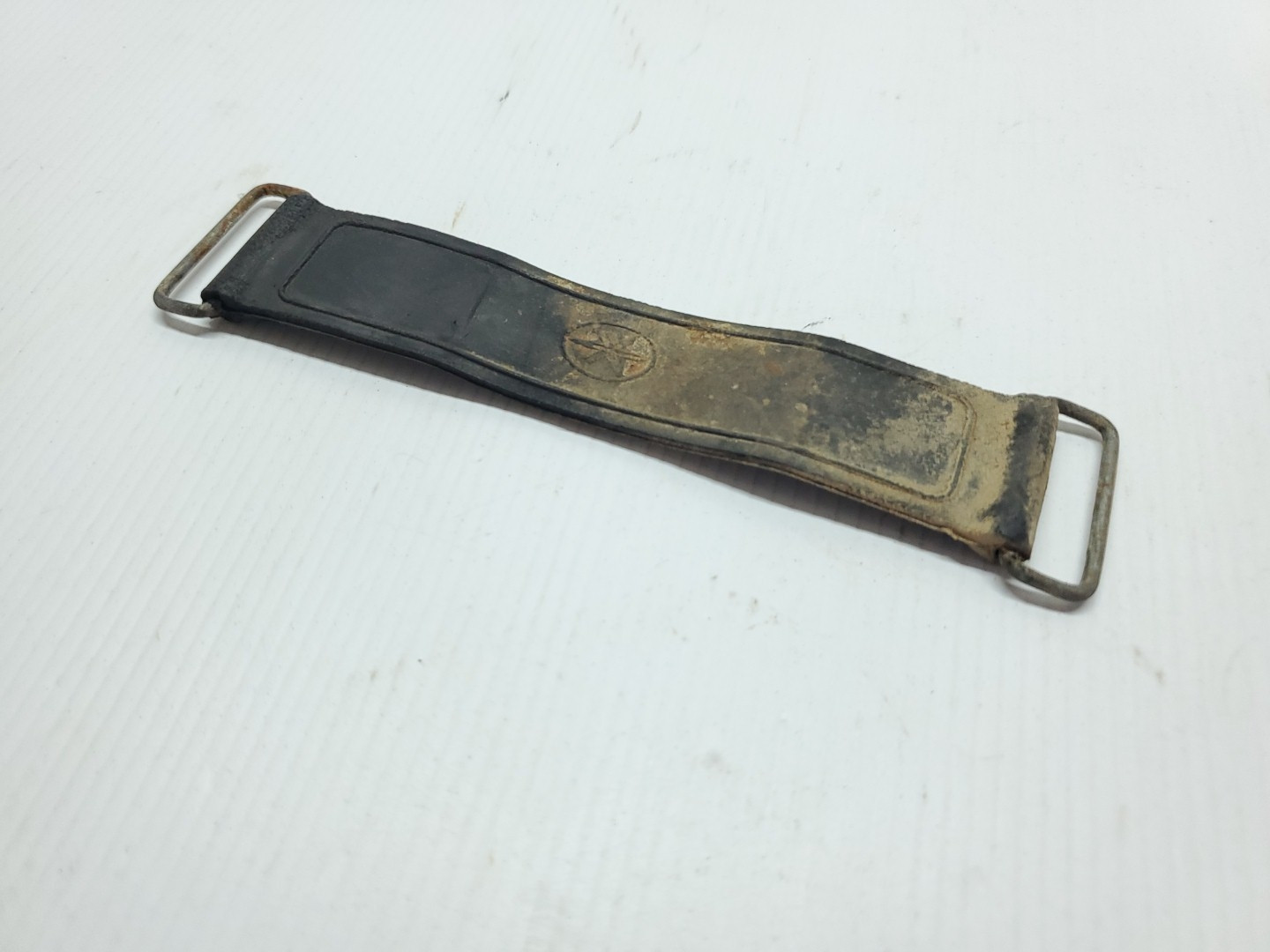 Yamaha IT200 1986 Boost Bottle Strap #882