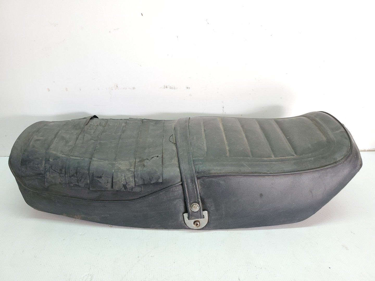 Kawasaki Possible Z250 76-80 ? Seat 1 #ES