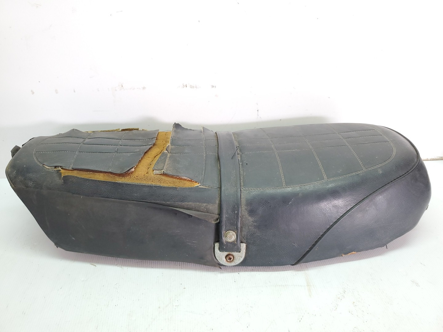 Kawasaki Possible KZ400 1970's ?? Seat  KZ 400 #ES