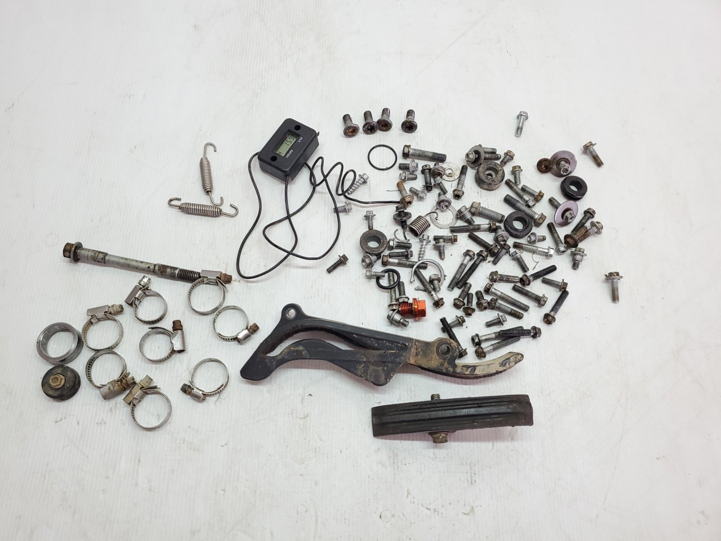 KTM 125SX 2007 Hardware Kit Chain Slider Clamps Springs 125 SX #884