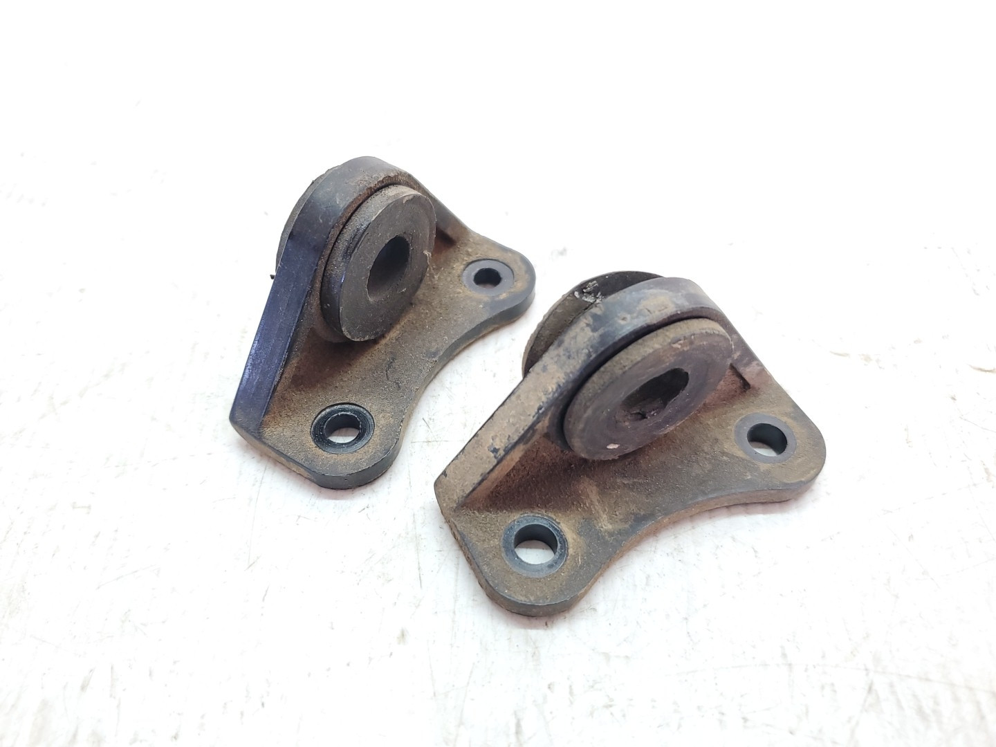 Suzuki RM125 Possible 1989-92 Fuel Tank Brackets RM 125 89-92 + Other Models #765