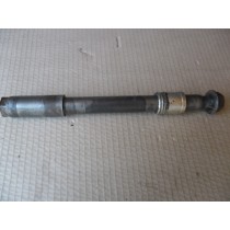 Rear Axle Shaft Spindle for Yamaha YZF426 YZ426 426F YZF 01 02 Wrecking Parts