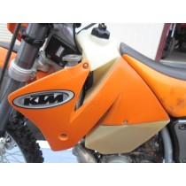 Left Radiator Shroud to suit KTM 200EXC 200 EXC 2002 02