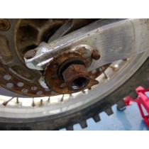 Rear Axle Spindle Bolt Shaft to suit Suzuki DR250 DR 250 S 1990 90