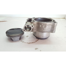 Damaged Cylinder Barrel & Piston Honda CRF450R 2017 CRF 450 R #758