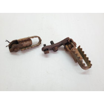 Suzuki DS80 2000 Foot Pegs DS 80 87-00 JR80 JR 80 01-06 #865