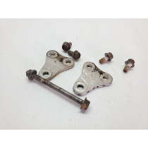 Yamaha IT200 1986 Front Lower Engine Mount 84-86  #882