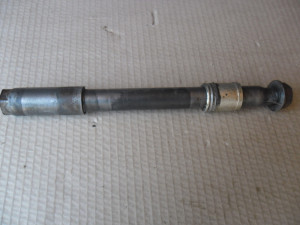 Rear Axle Shaft Spindle for Yamaha YZF426 YZ426 426F YZF 01 02 Wrecking Parts