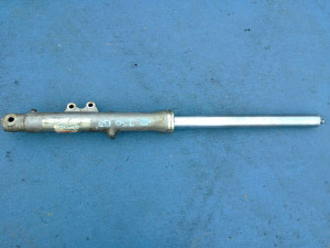 Right Side Front Suspension Fork for Yamaha RZ250 RZ 250 1983 83