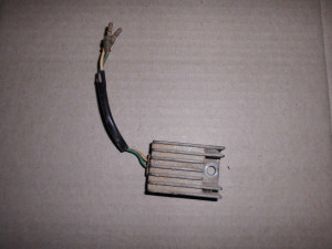 Regulator Rectifier For Honda XL350 XL 350