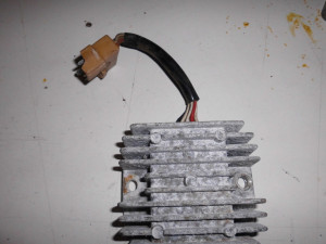 Regulator Rectifier for SuzukiXJ650 XJ 650 1980 80 Poor Condition