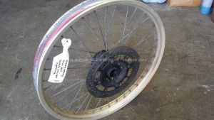 Front Wheel Hub Spokes Rim off a Husqvarna CR WR TE 125 250 400 430 1986 86