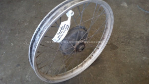 Front Wheel Hub Spokes Rim off a Husqvarna WR125 WR 125 1981 81