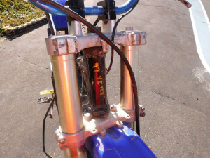 Tripple Clamps Steering Stem Tree Off Yamaha YZ125 YZ 125 1997