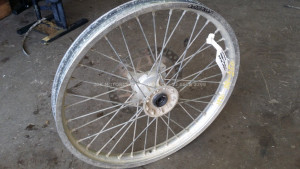 Front Wheel Hub Spokes Rim off a Suzuki DR250 DR 250 350 1990 90