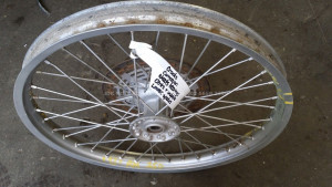 Front Wheel Hub Spokes & Disc Cracked Rim off a Suzuki RM250 RM 250 125 1993 93