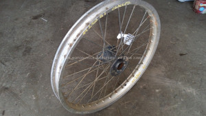 Front Wheel Hub Spokes Rim off a Yamaha TT250 350 TT 250 1991 91