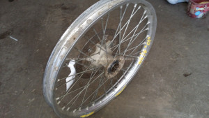 Front Wheel Hub Spokes Rim off a Yamaha WR250F WRF 250 2001 01 YZ