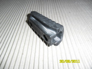 Suzuki GSF GSX Rubber Footrest Top 43550-44G00 New