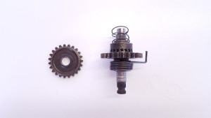 Honda CR80 Kick Start Shaft Kickstarter Mechanism with Idle Gear CR 80 1986 86