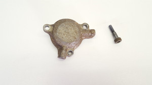 Yamaha YZ250F 2003 Oil Filter Element Housing Cover 03-17 WR YZ YZF  250 450 R F WR250F 5BE-13447-10