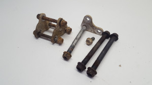 Suzuki DRZ250 2002 Engine Mounts Head Plate Bolts DR DRZ R 250 98-15  #41993-13E02
