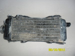 Yamaha YZ125 YZ 125 1997 97 Right Radiator Water Cooler Parts Bits Average