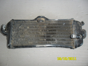 Yamaha YZ250 YZ 250 1995 95 Right Radiator Water Cooler Parts Bits Fair