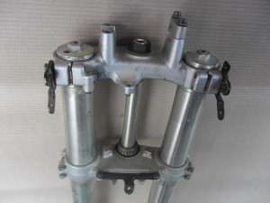 Yamaha WR250F WR 250 F WRF 2002 02 Lower Triple Clamp Steering Stem Tree