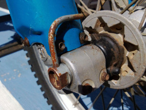 Husqvarna WR250 WR 250 1995 95 Front Axle