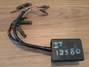 Yamaha IT125 IT 125 1980 80 G CDI Unit Ignition Black Box *MISSING PLUG*