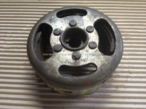 Yamaha DT175 DT 175 77 1977 Flywheel Fly Wheel Rotor Magneto Ignition