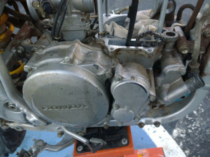 Inner Clutch Cover for Honda XR650 XR 650 R 2000 00