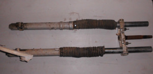 Front Suspension forks off Yamaha TT350 TT 350 1995 good