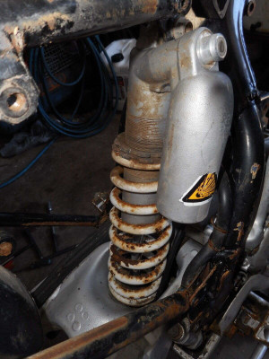 Rear Shock Absorber Suspension Coil Spring For Yamaha YZ125 YZ 125 1998