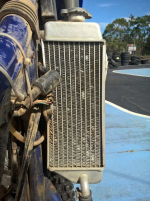 Right Radiator for Yamaha YZ426F YZ YZF 426 2002