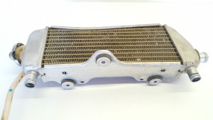Yamaha YZ250 Right Radiator YZ 250 2004 04 5NX-12461-00