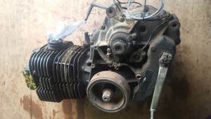 Suzuki DR400 Motor Engine DR 400 for Parts Spares or Rebuild