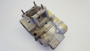 Husqvarna CR125 2002 Crank Cases Cracked CR 125 02