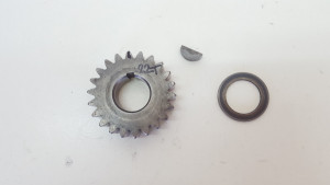 Kawasaki KDX200 1984 Primary Drive Gear 22T 83-85 KDX 200