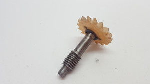 Oil Pump Worm Drive Shaft Early Yamaha DT200L 1984 DT 200 84-87