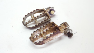 Footrests Foot Pegs Husqvarna TE250 2004 TE TC SMR 250 450 510 03-10