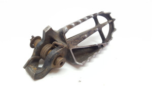 Left Foot Rest Peg Step Arm Honda CR125 2003 CR 125 