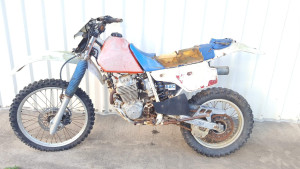 Honda XR250R XR 250 Project Bike Parts 1986 Wrecking Restore Vinduro 