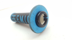 Left Grip Holder Yamaha YZ125 2006 05-19 #654