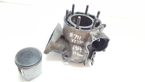 Cylinder Barrel Yamaha YZ 250 L 1984 YZ250L #711